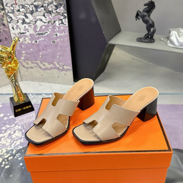 Hm Sandal 90MM Beige In Cowhide 757943