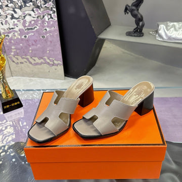 Hm Sandal 90MM Light Gray In Cowhide 757945