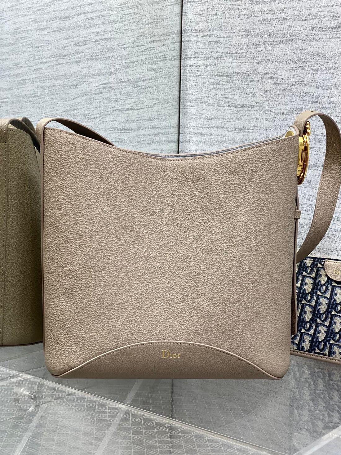 CD Médaillon Bucket Bag 26.5cm Elephant Grey In Cowhide 155514