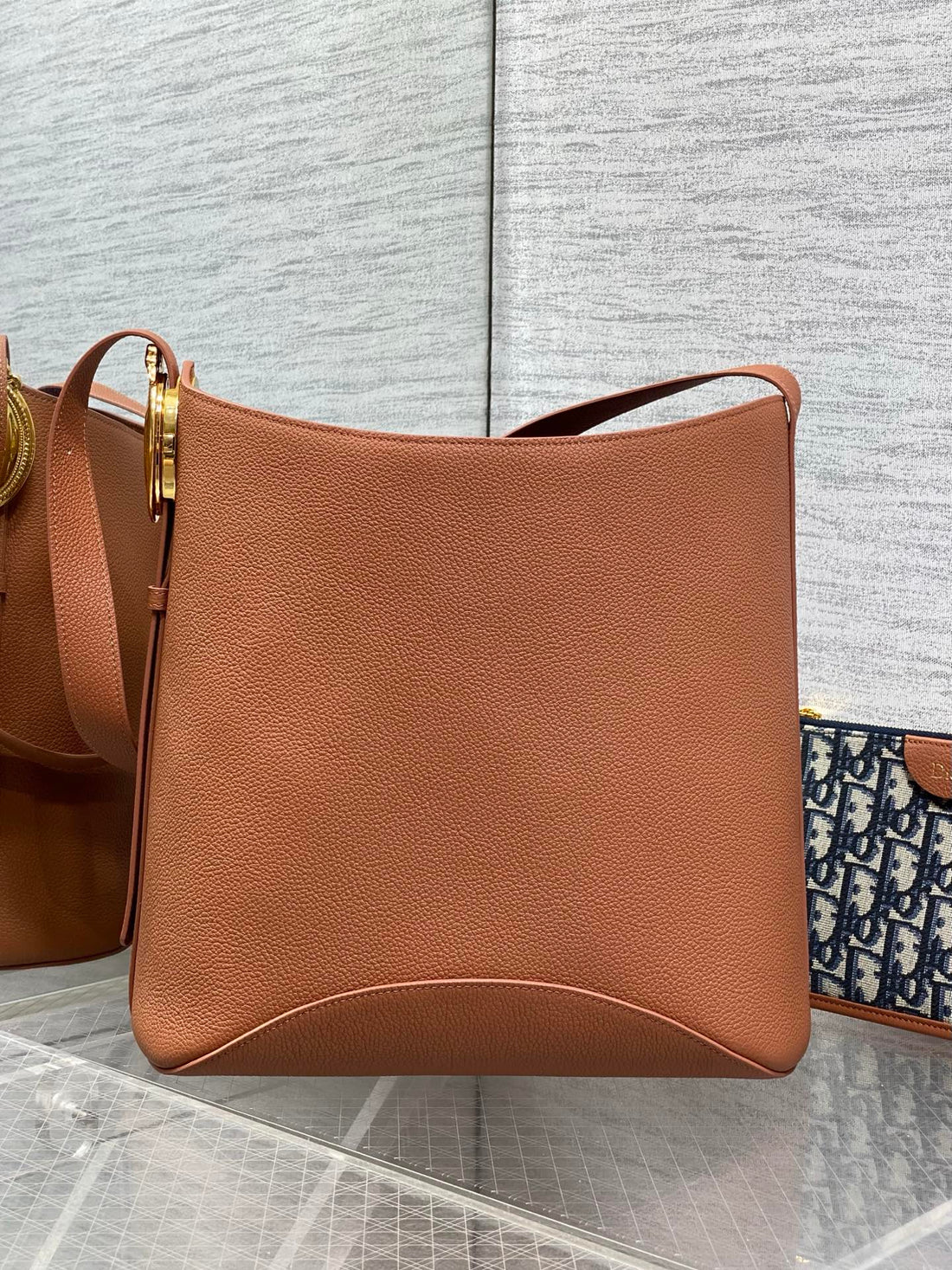 CD Médaillon Bucket Bag 26.5cm Brown In Cowhide 155524