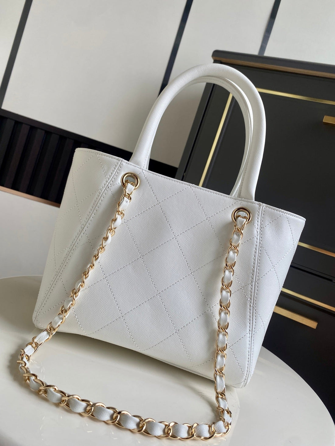 CC Tote Bag 25CM White Caviar Cowhide