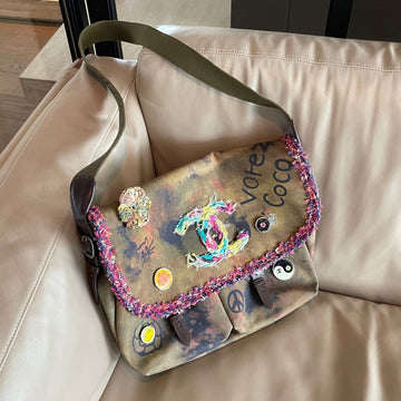 CC Graffiti Messenger Bag 42CM Multicolor Canvas