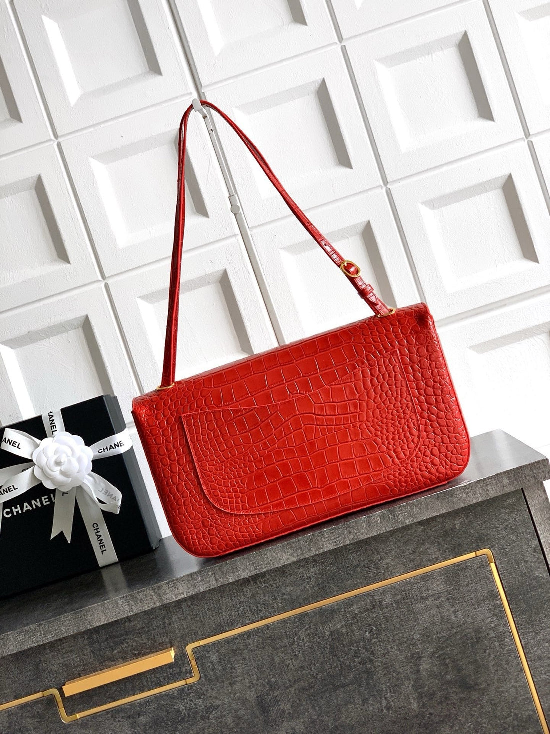 CC Croc Embossed Flap Bag 32CM Red Imported Leather 157999