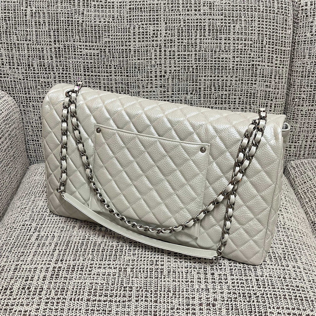 CC Classic Flap Bag 46.5cm Pearl White Caviar Calfskin Leather Shw