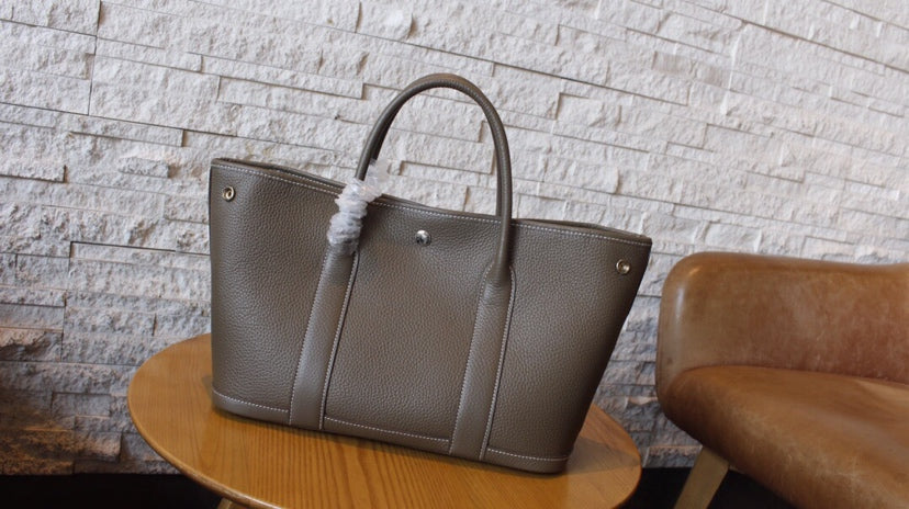 HM Garden Party 31 Cedar Calfskin