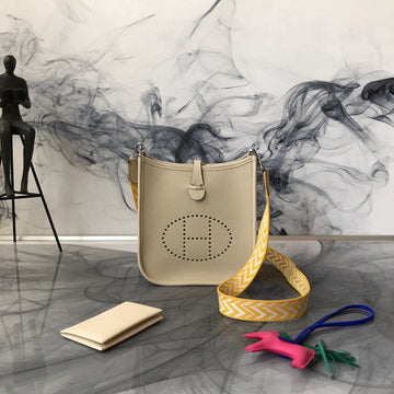 HM Evelyne Mini 18 Beige Togo
