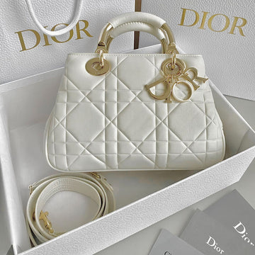 Lady 25 Handbag In White Calfskin