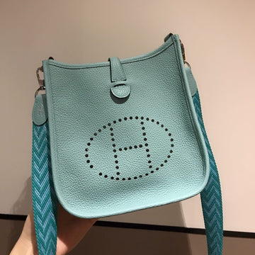 HM Evelyne Mini 18 Sapphire Togo