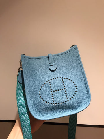 HM Evelyne Mini 18 Cerulean Togo