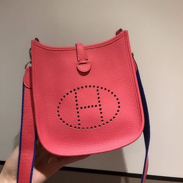 HM Evelyne Mini 18 Amaranth Togo