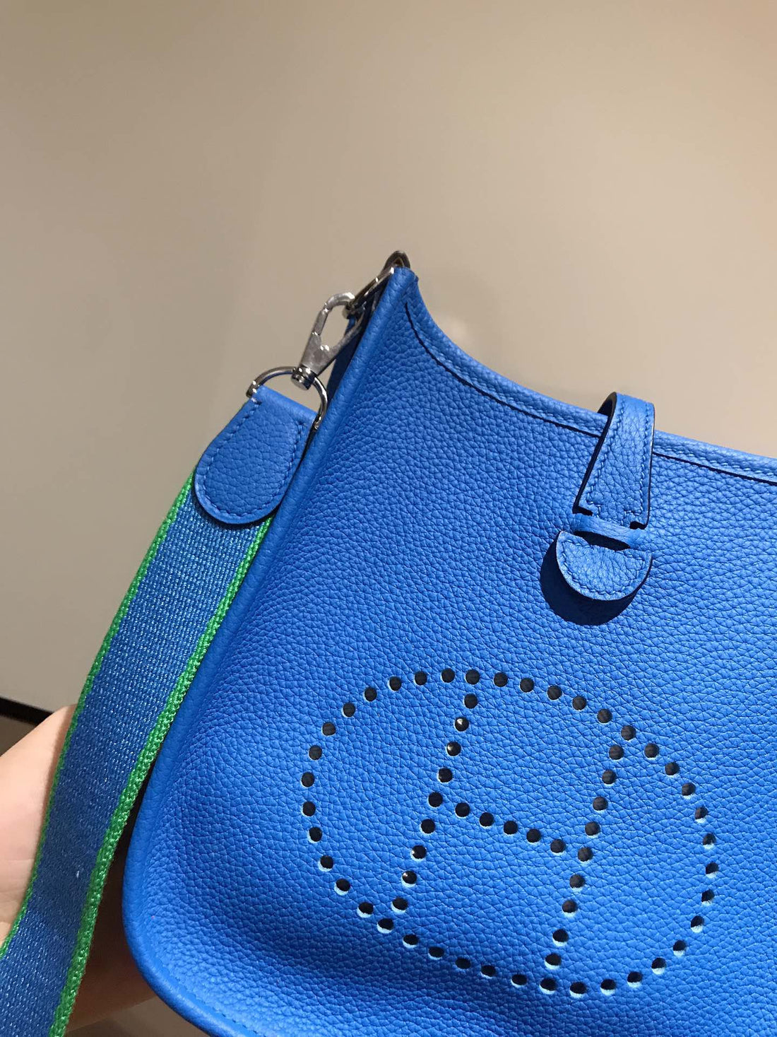 HM Evelyne Mini 18 Cobalt Togo