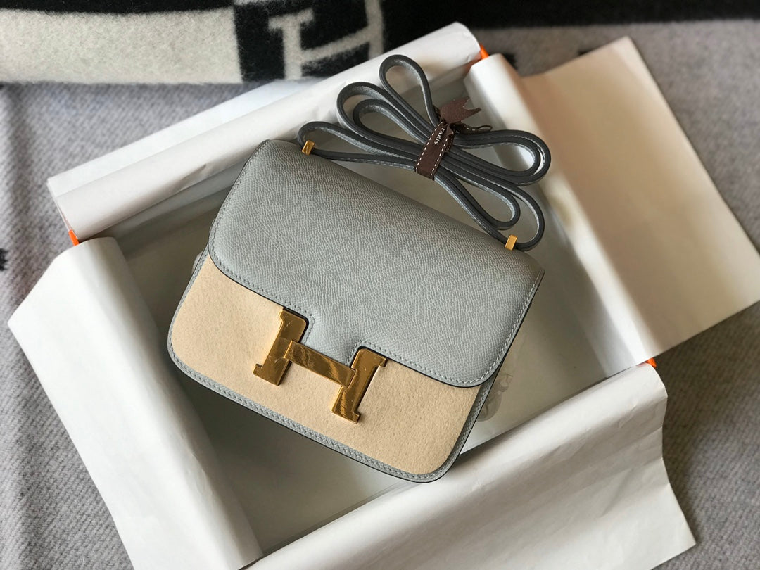 Constance 24 Bleu Glacier Epsom Leather Silver Hardware