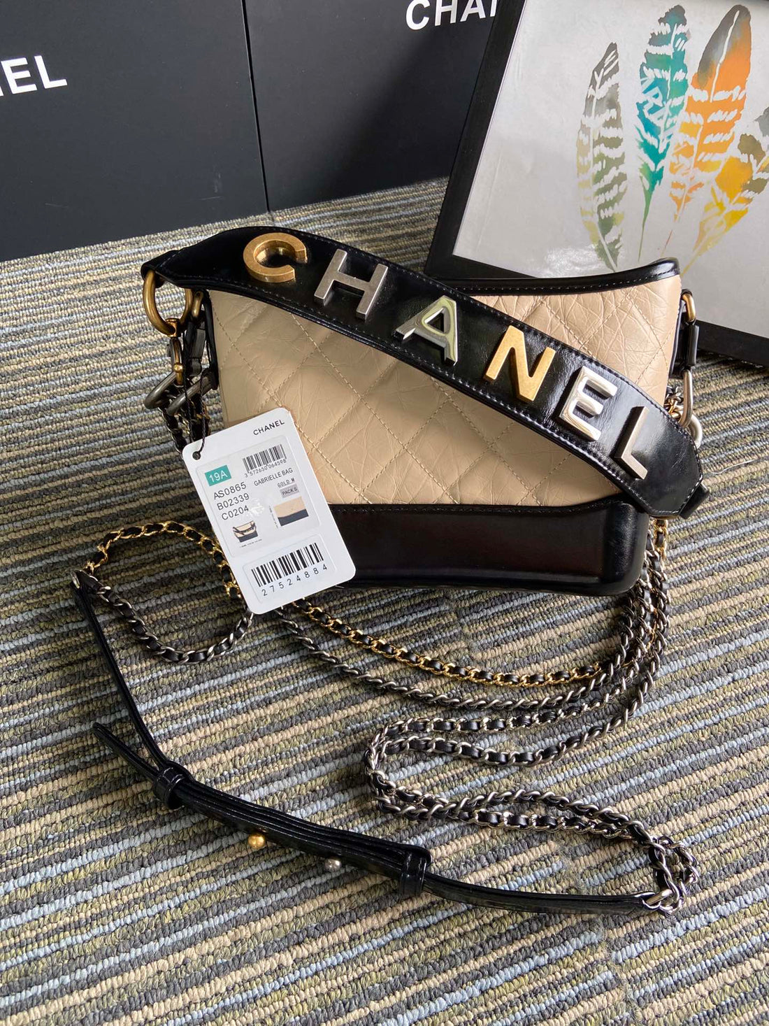 CC Medium 20 Hobo Bag In Beige Cream Mix Black Calfskin With Strap