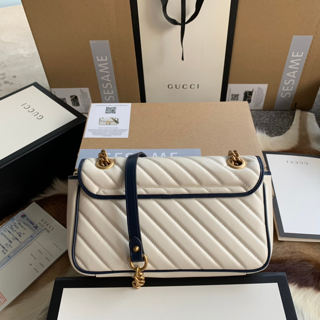 GG Marmont Medium 26 Handbag In White Calfskin