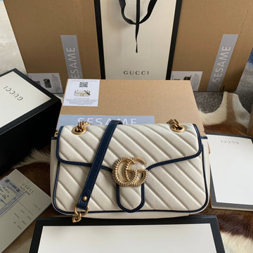 GG Marmont Medium 26 Handbag In White Calfskin
