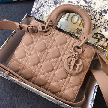 Medium Lady 20 Bag In Camel Brown Calfskin