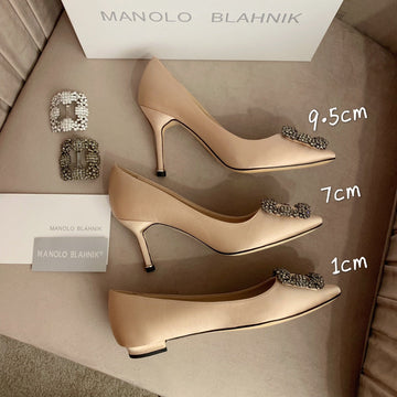 Hangisi Beige Satin Crystal Embellished Pumps 700534