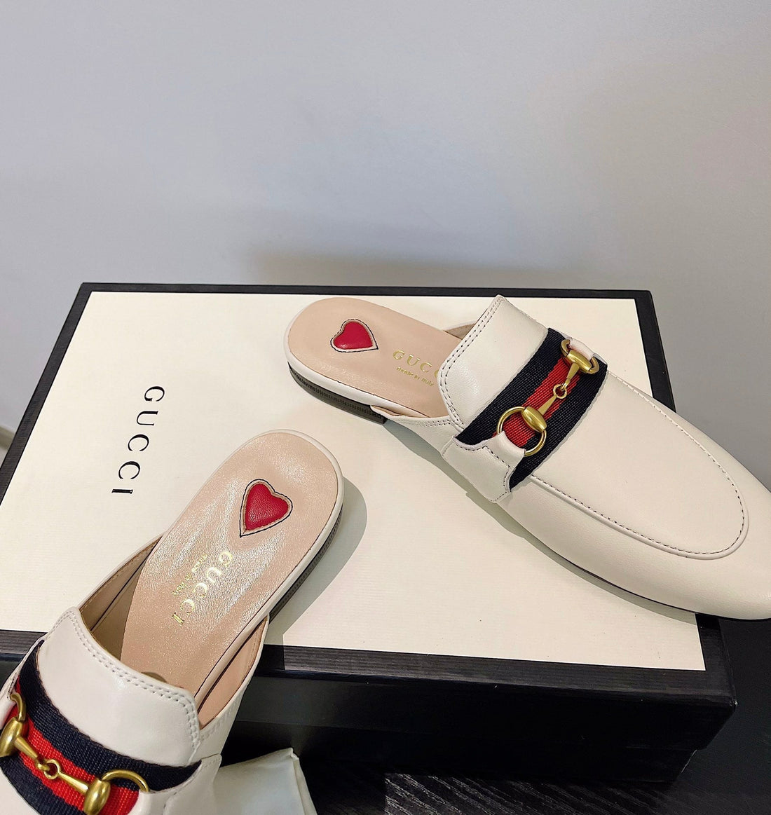 GG Loafer Cream Calfskin Black Red Canvas