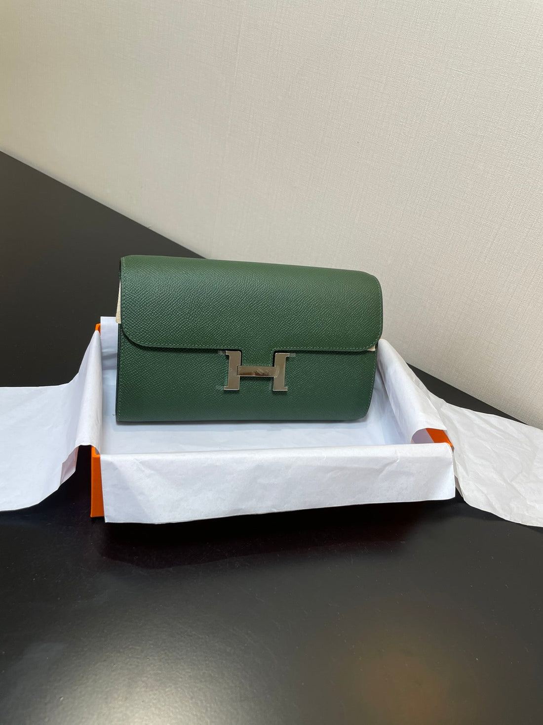 Constance To Go 20.5 Dark Green Epsom Silver Hardware