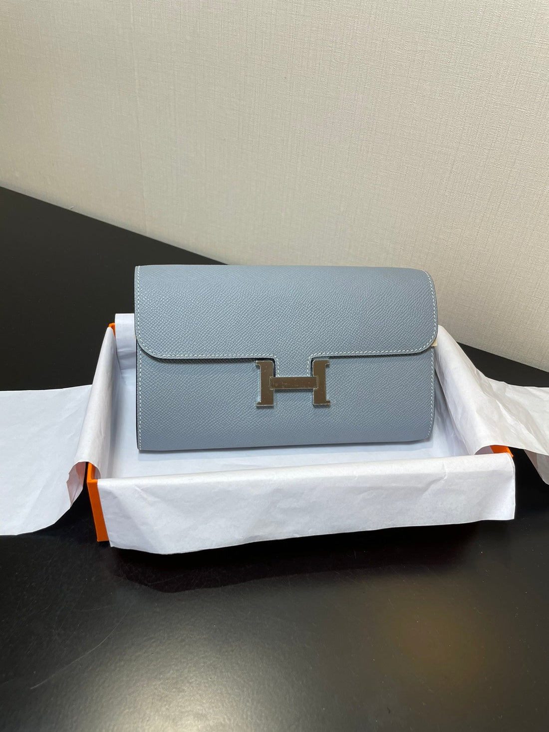 Constance To Go 20.5 Cerulean Blue Epsom Silver Hardware