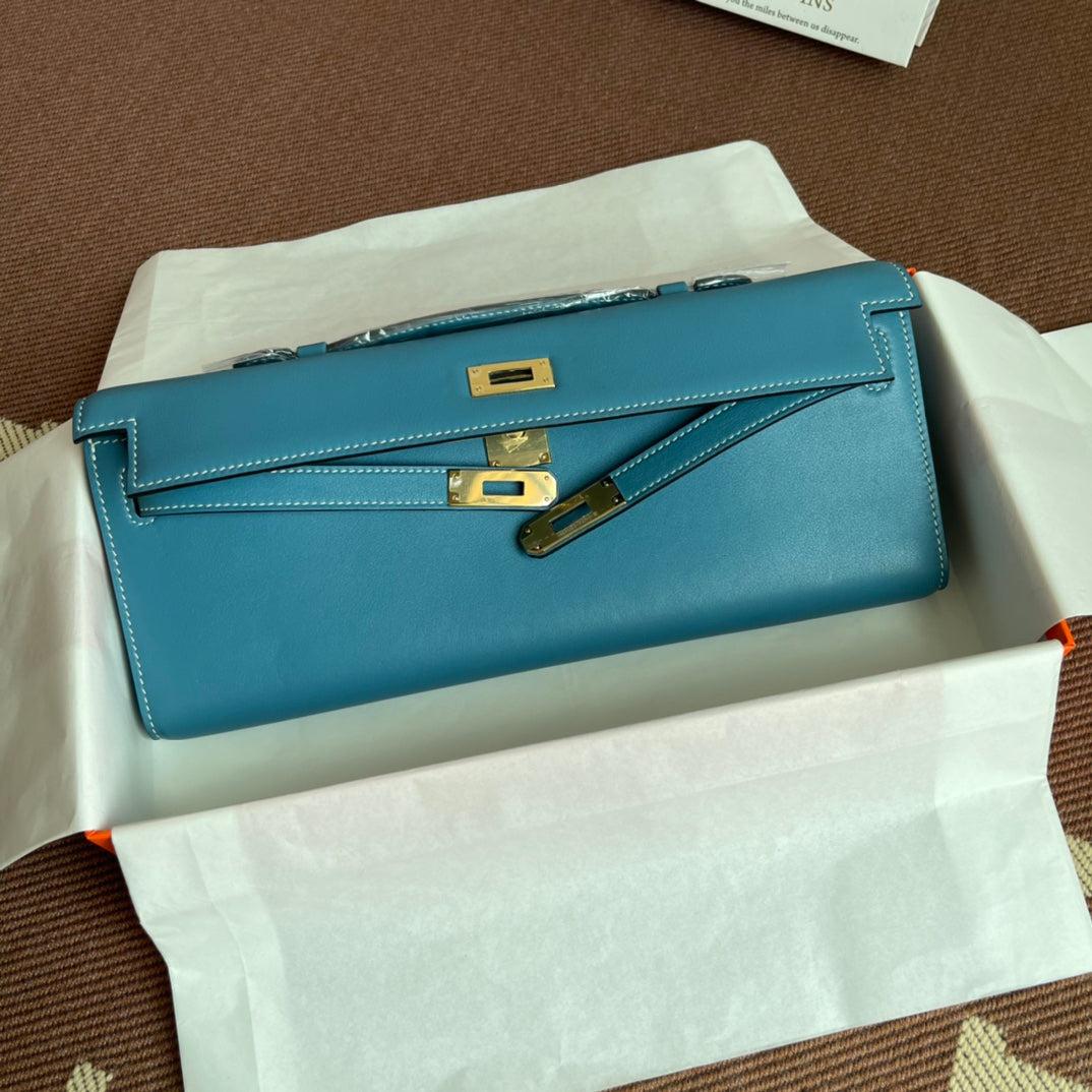 HM Kelly Cut 31CM Light Blue Swift Leather Ghw