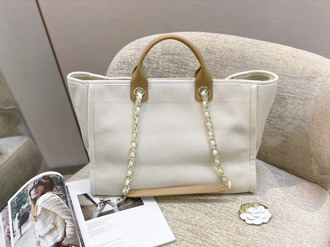 CC Deauville Tote Bag White Canvas Mop Logo