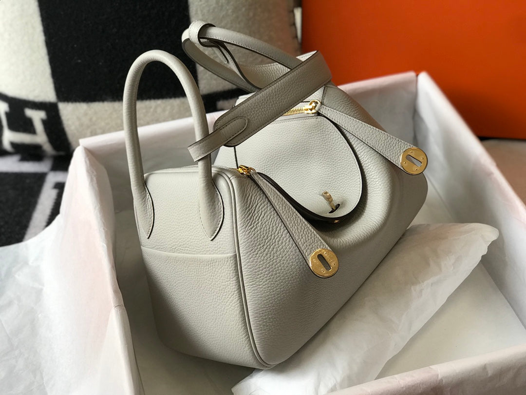 HM Lindy 26 Bag Cream Taurillon Clemence Leather
