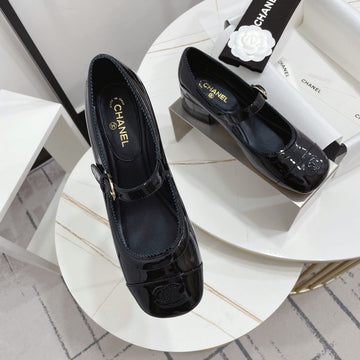 CC Mary Jane Block Heel Glossy Black Sheepskin