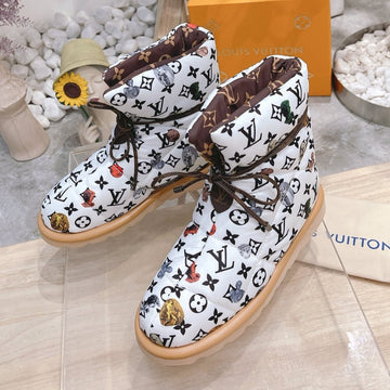 Pillow Comfort Ankle Boots In White Mix Black Monogram Nylon