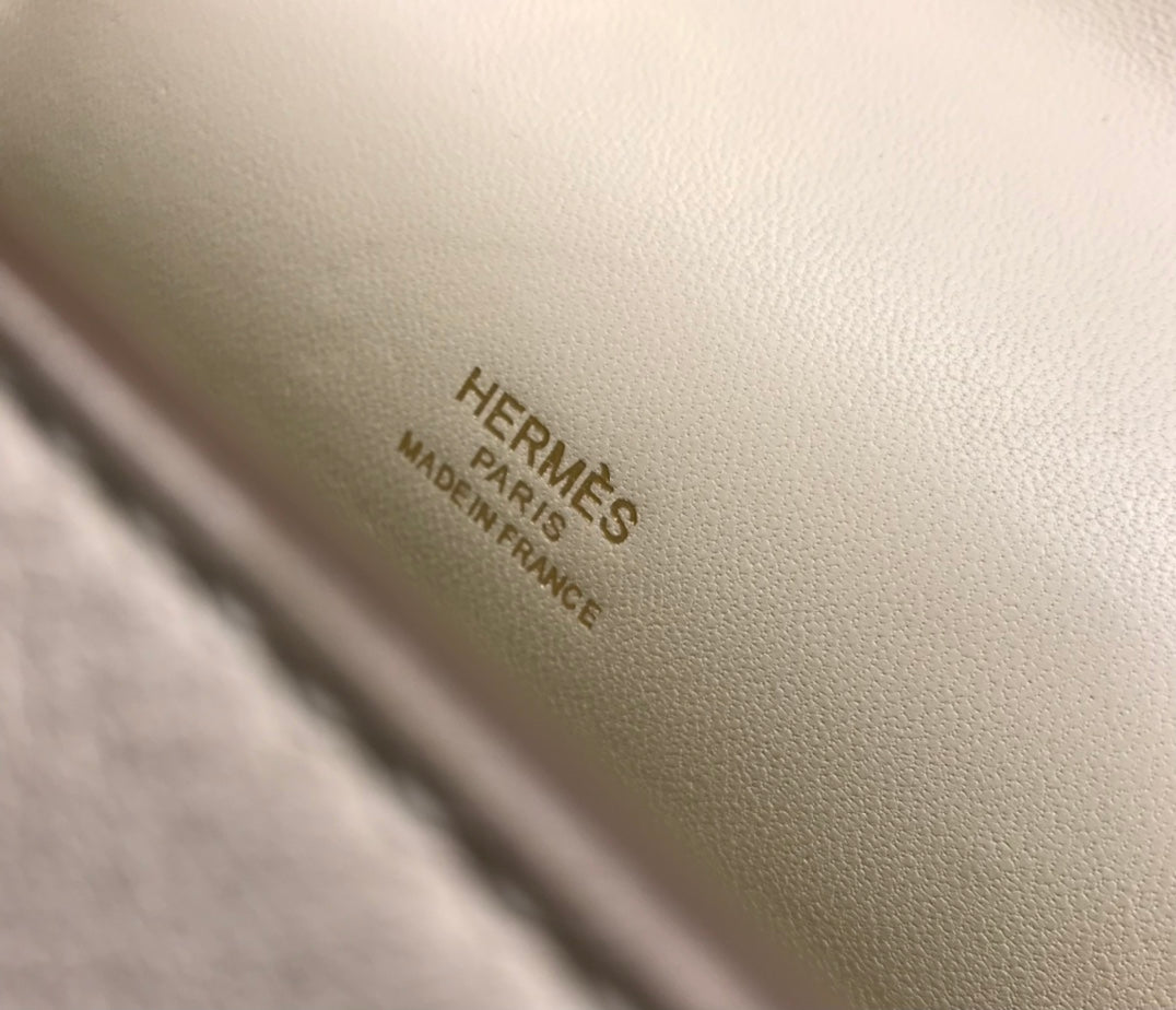 HM Kelly Pochette 22CM White Beige Swift Gold Hardware