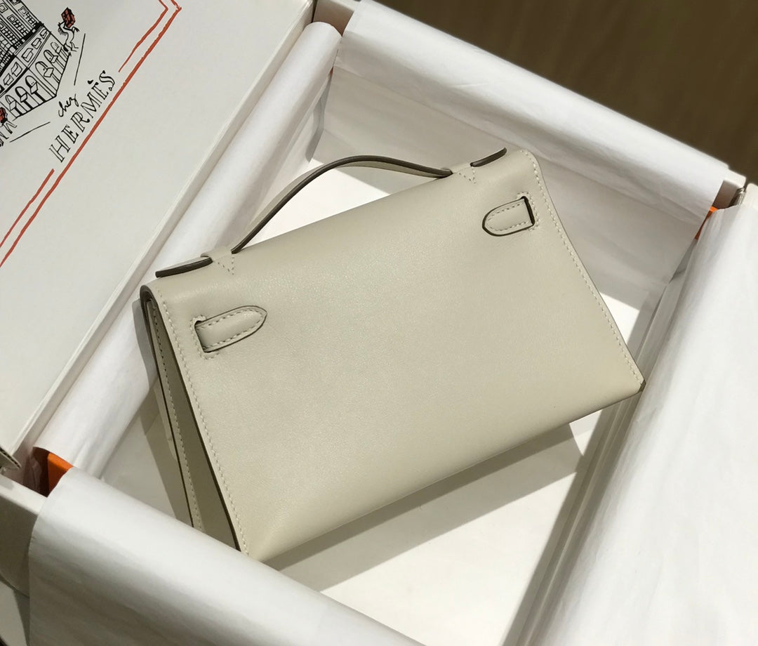 HM Kelly Pochette 22CM White Beige Swift Silver Hardware