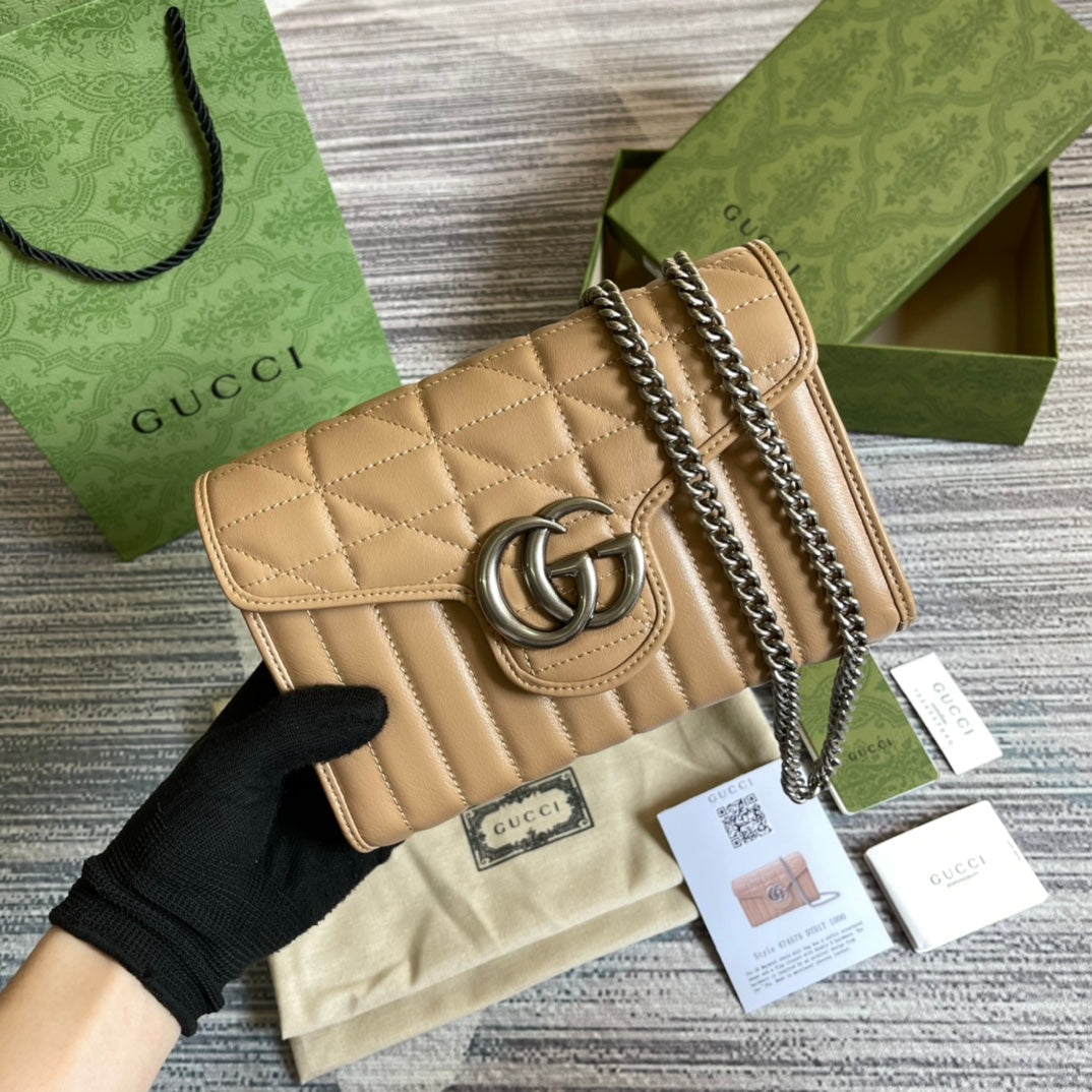 GG Marmont Mini 20 Shoulder Bag In Camel Brown Calfskin