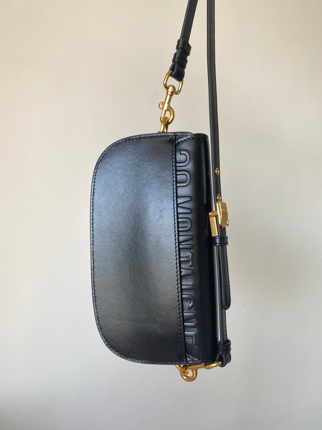 Bobby East-West 22 Bag In Black Calfskin