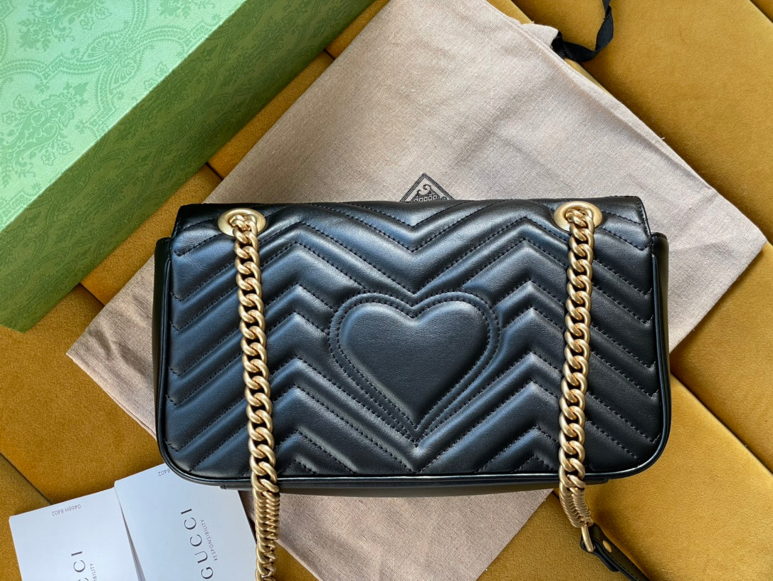 GG Marmont Matelassé Large 26 Bag Black Calfskin