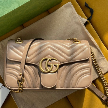 GG Marmont Matelassé Large 26 Bag Beige Calfskin