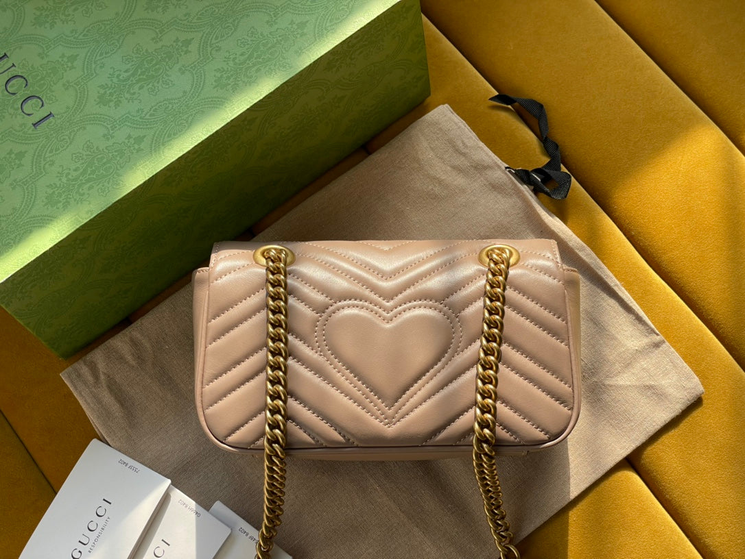 GG Marmont Matelassé Small 22 Bag Beige Calfskin
