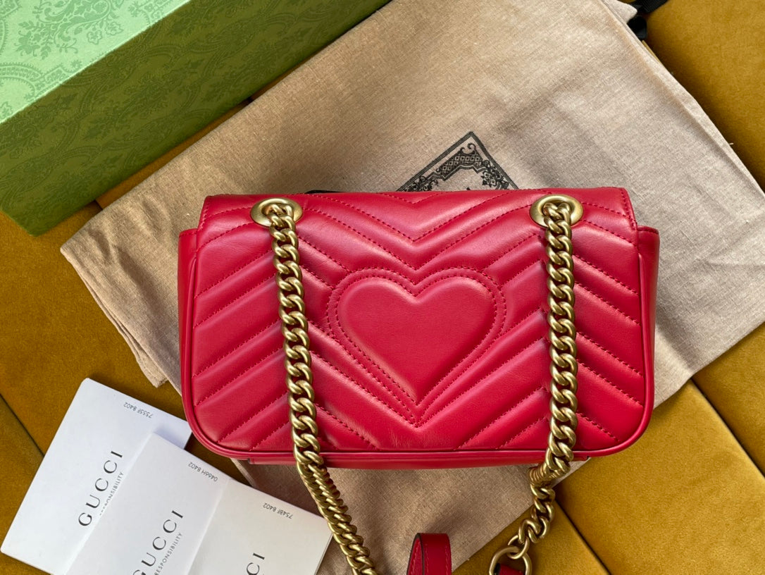 GG Marmont Matelassé Small 22 Bag Red Pink Calfskin
