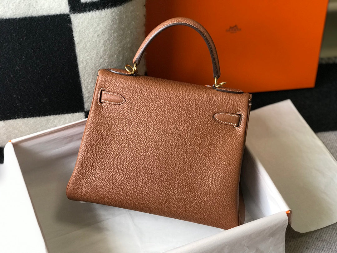 HM Kelly 32CM Gold Togo Leather Gold Hardware