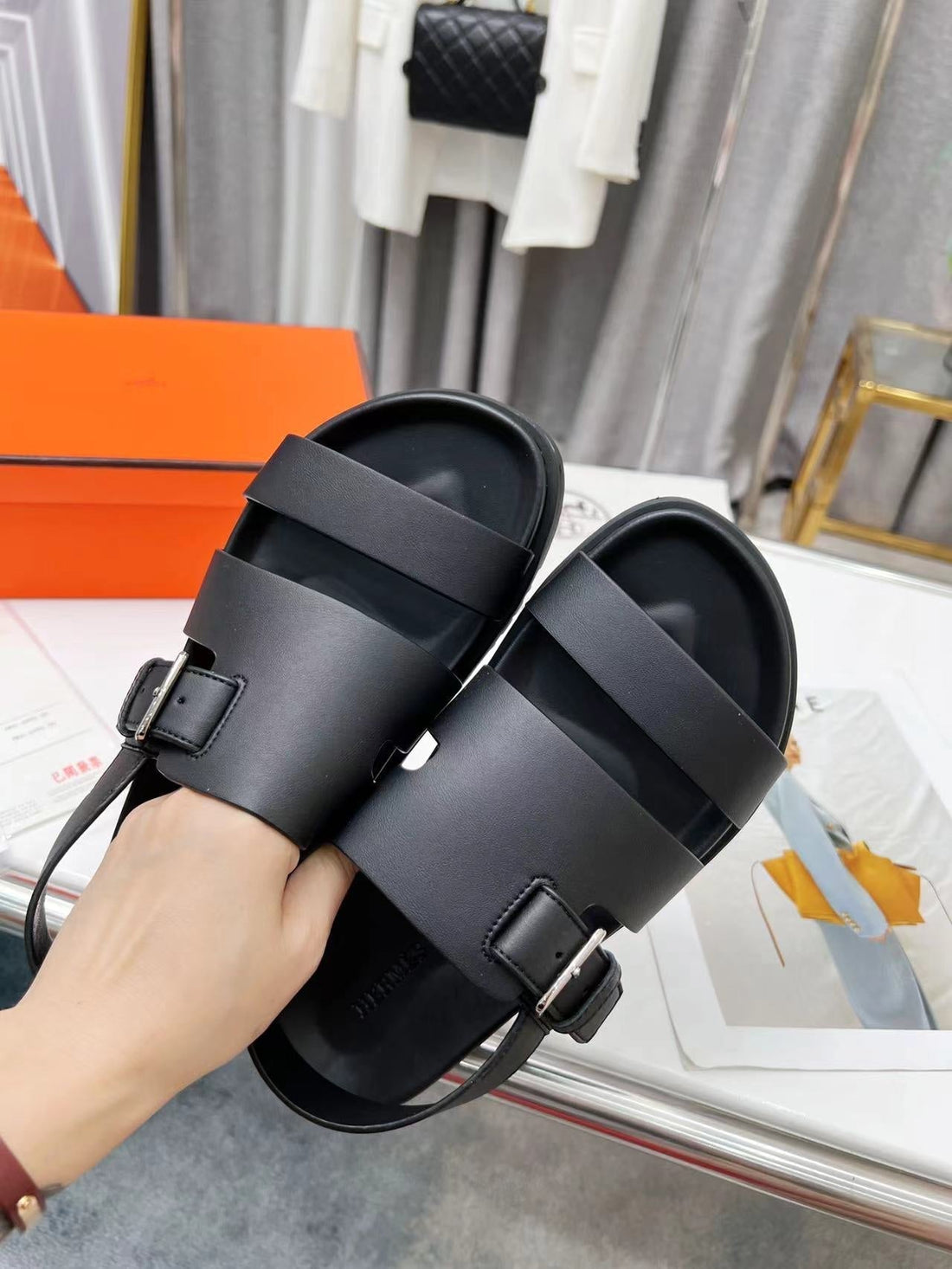 Hm Henrio Sandal Black Calfskin