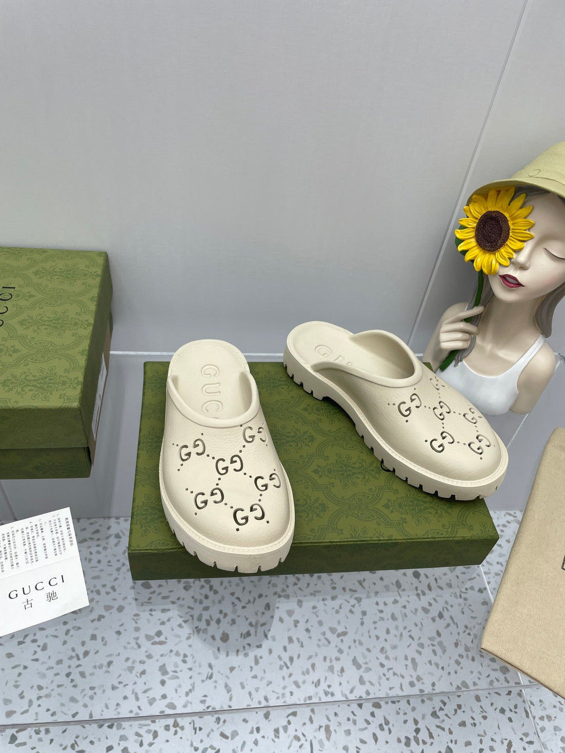 GG Platform Perforated G Sandal Cream Ip Foam