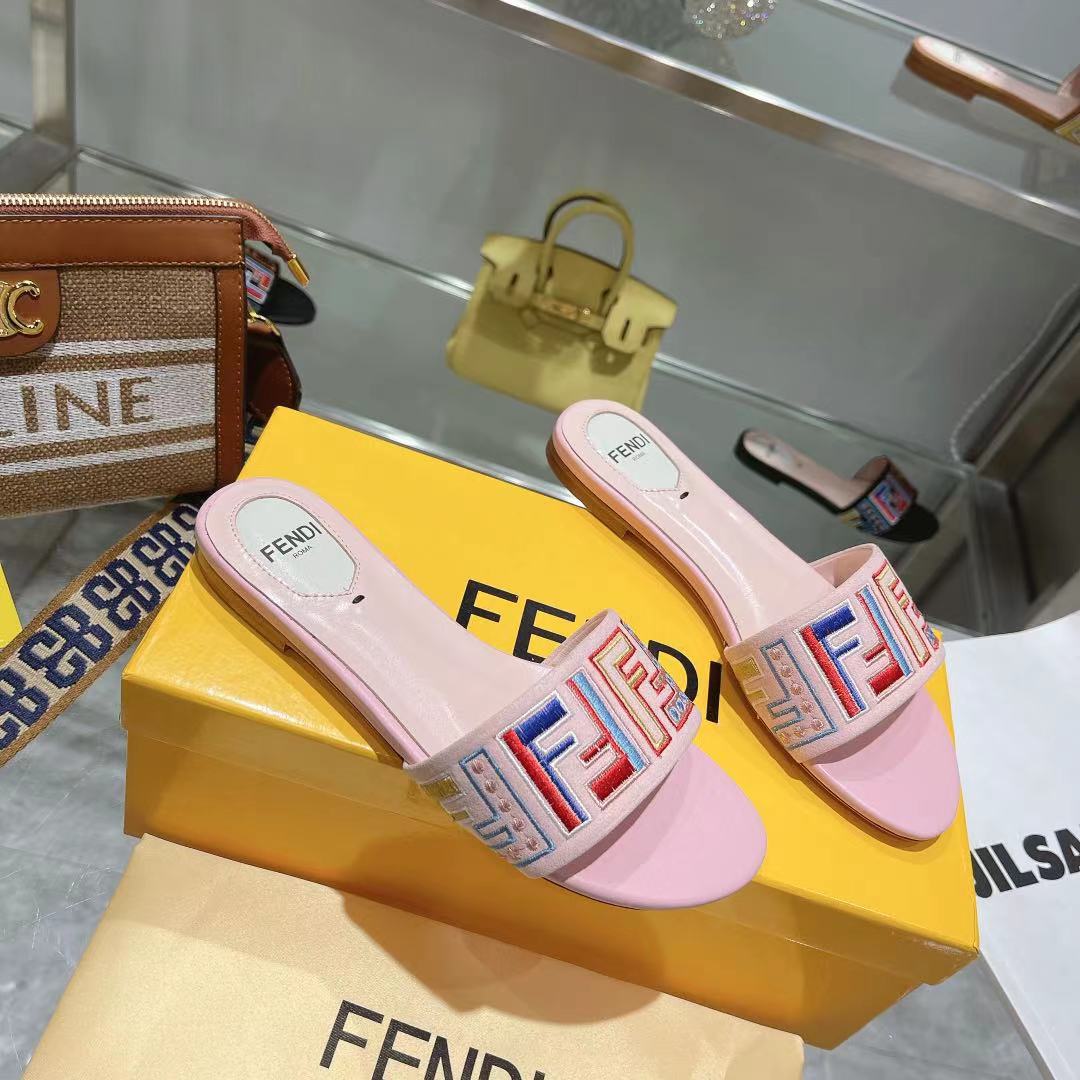 Ff Multicolor Logo Slide Pink Leather