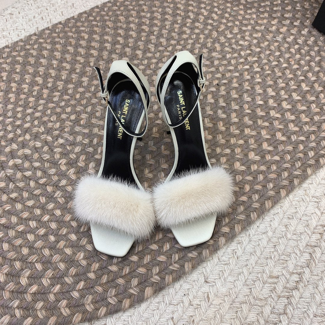 High Heels Square Toe In White Mink Fur