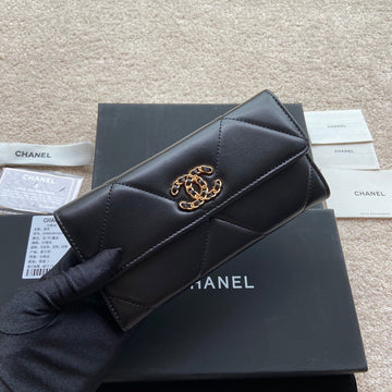 CC 19 Long Wallet 19CM Black Calfskin