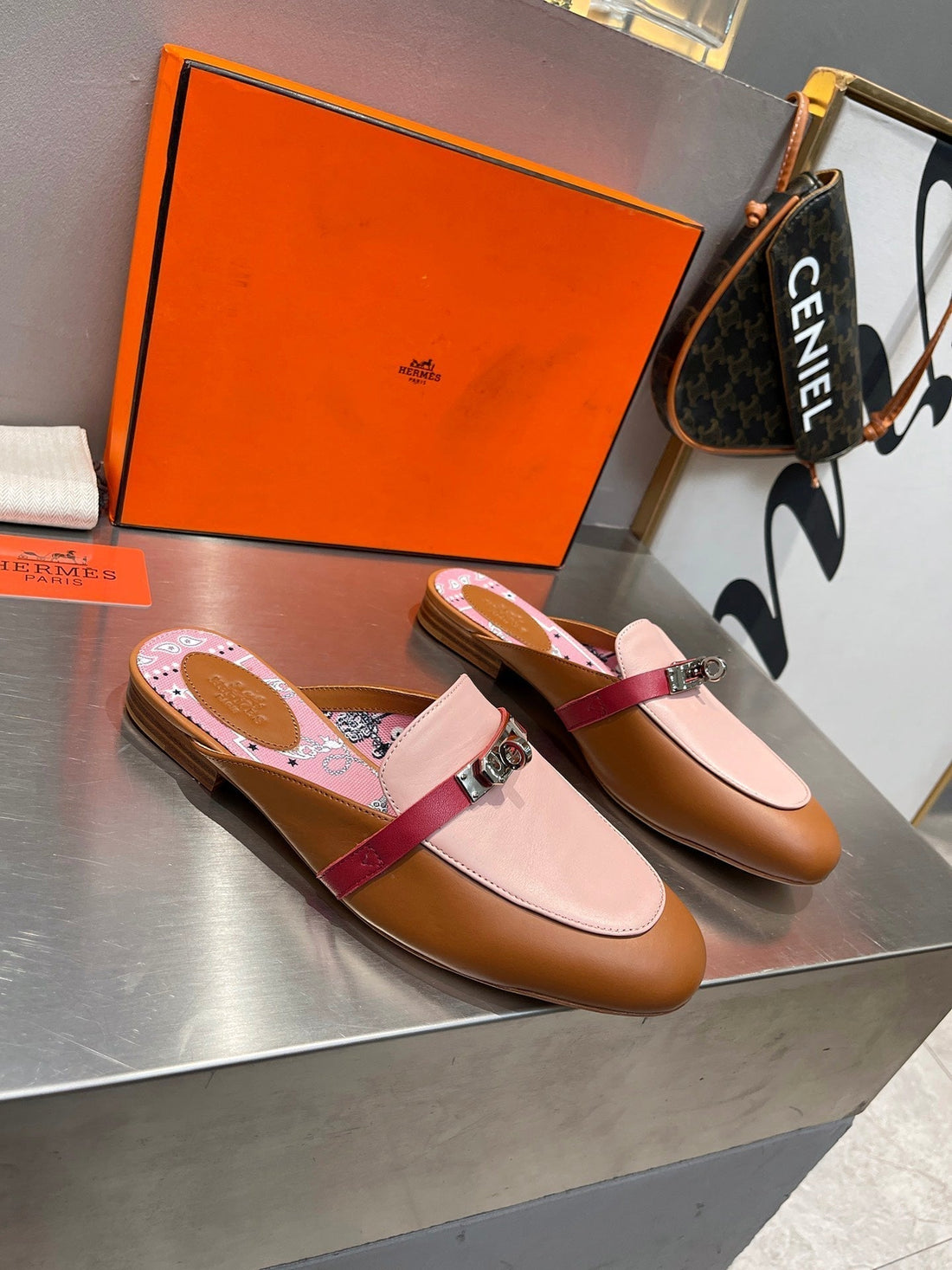 0Z Mule Caramel And Pastel Pink Calfskin With Pattern