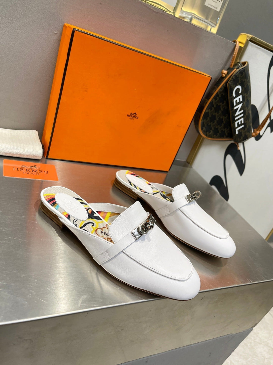 0Z Mule White Calfskin With Black Pattern
