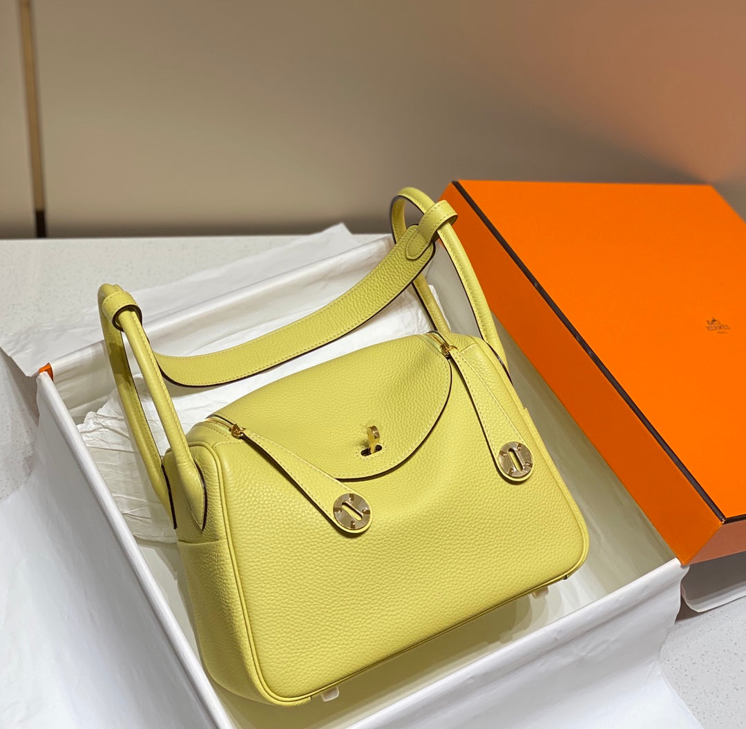 HM Lindy 30 Bag Lemon Taurillon Clemence Leather