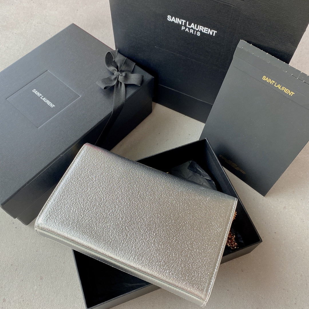 Kate Medium 24CM Silver Metalic Calfskin Gold Hardware