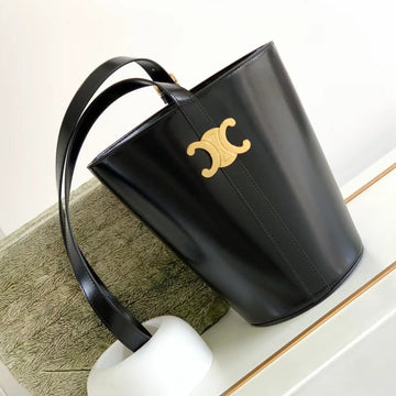 Bucket Triomphe 25 Black Calfskin Bag