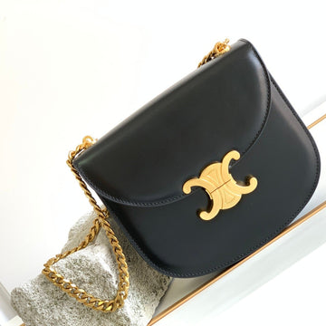 Teen Besace Triomphe 18.5 Black Calfskin With Chain