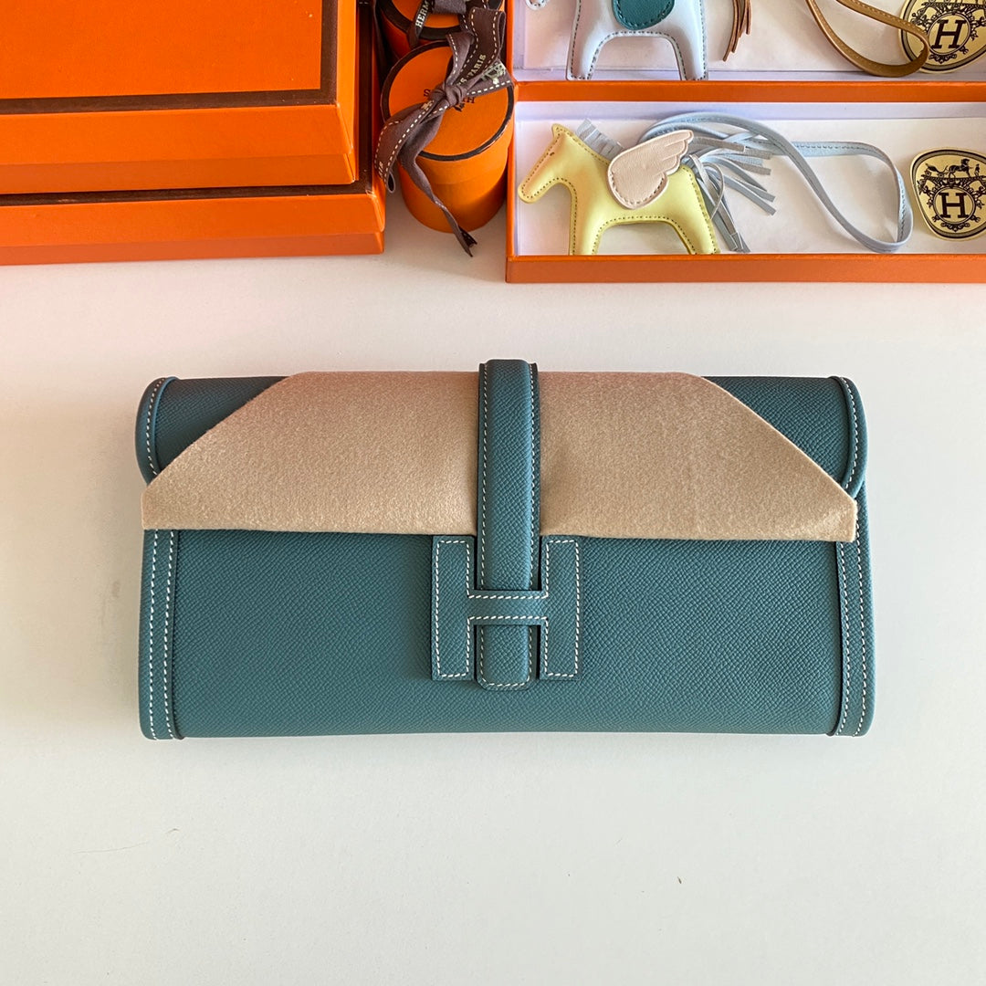 HM Jige Elan 29 Clutch In Aegean Blue Calfskin (25 Days Of Production)